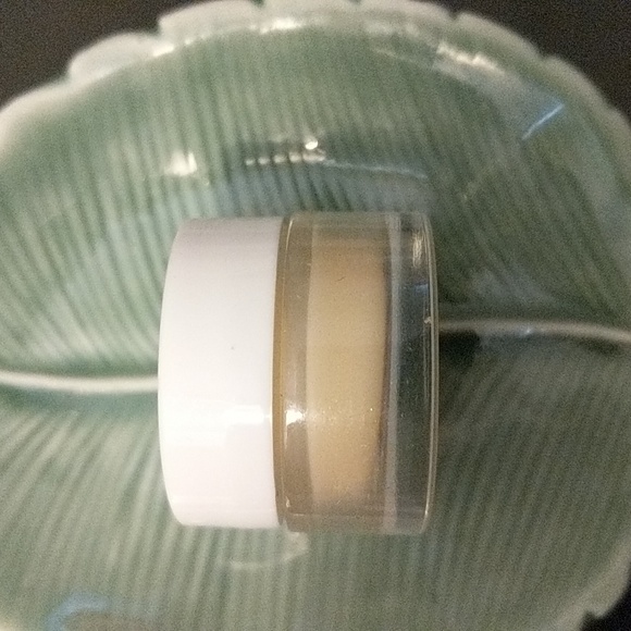 Super fruit Radiance Balm - Picture 2 of 2